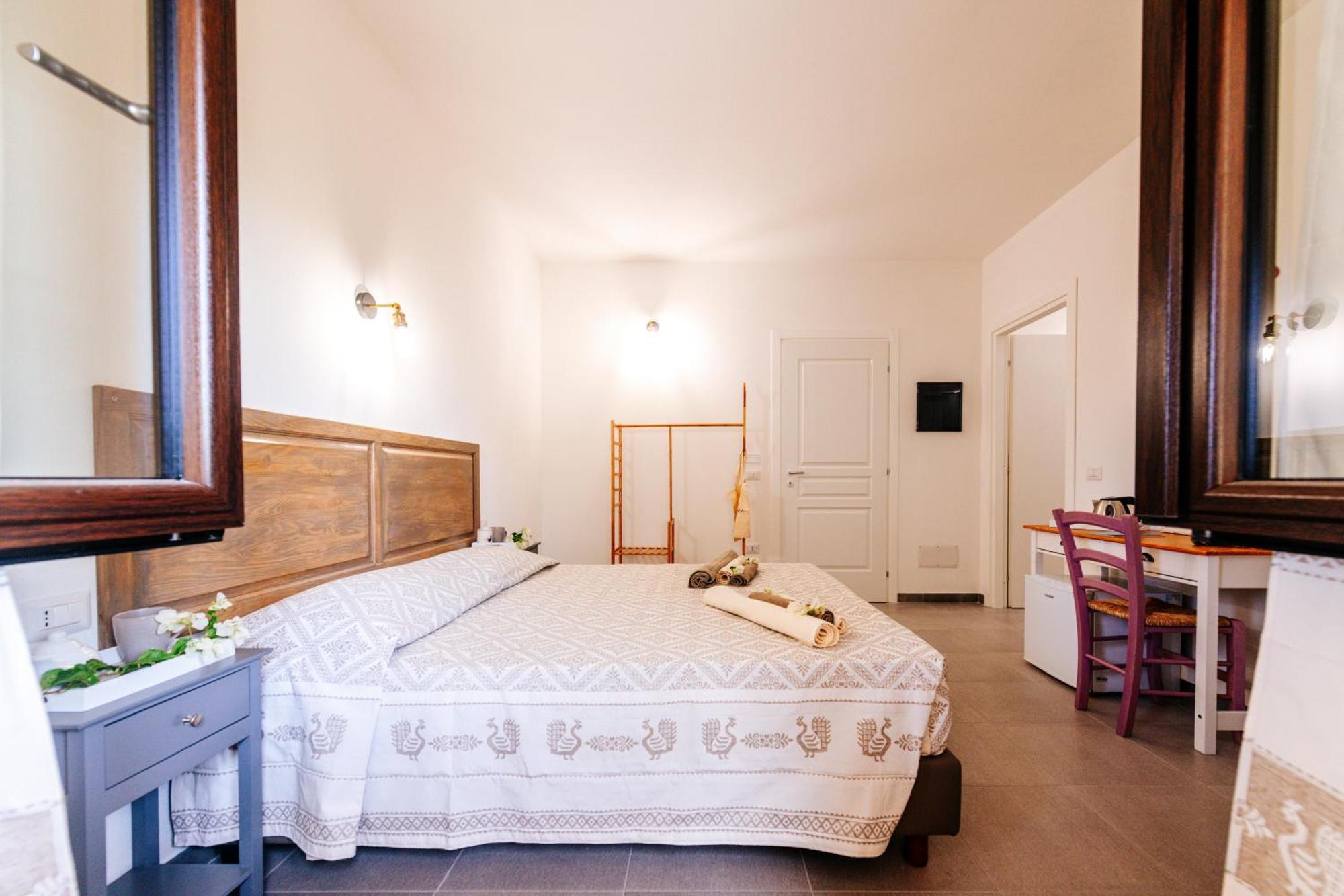 Domo Mediterranea Affittacamere-Guest House SantʼAntìoco Dış mekan fotoğraf